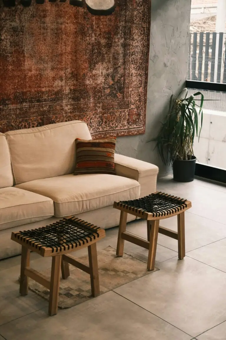 Sofa cleaning in Barcelona: fabric sofa cleaned at home
